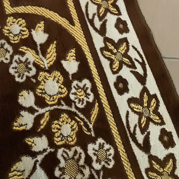 Sajada turque velours broderie or luxe