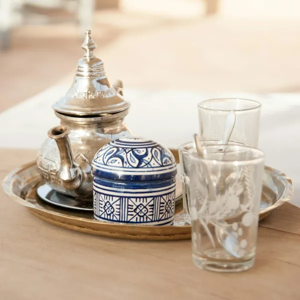 Plateau à thé marocain laiton cuivre 6 verres