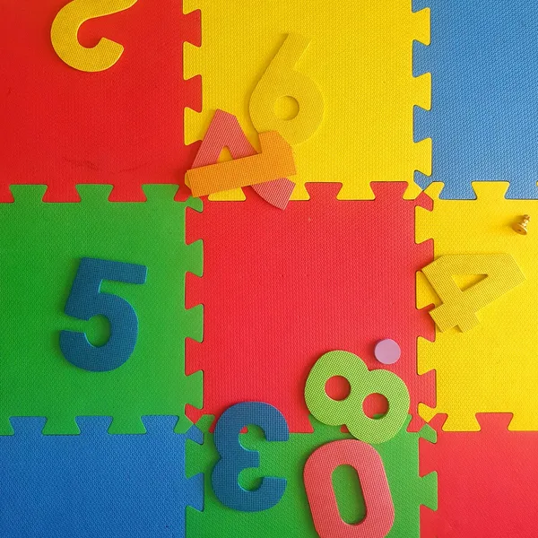 Tapis de jeu bébé mousse épais uni réversible