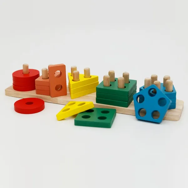 Boîte à formes bois Montessori bébé